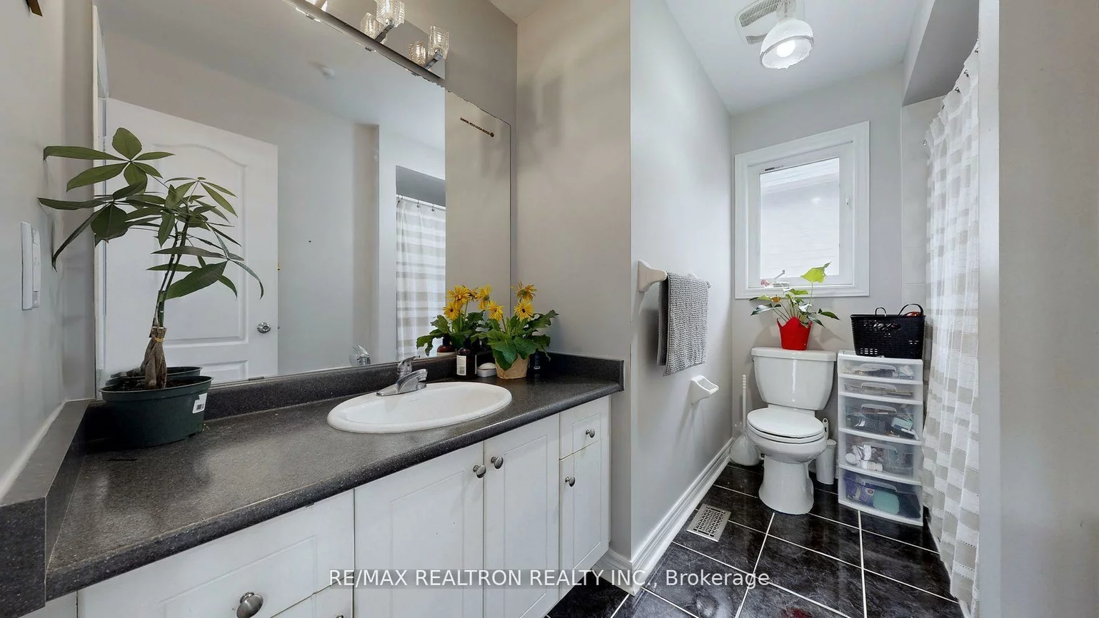 21, Peterkin, Greensborough, Markham