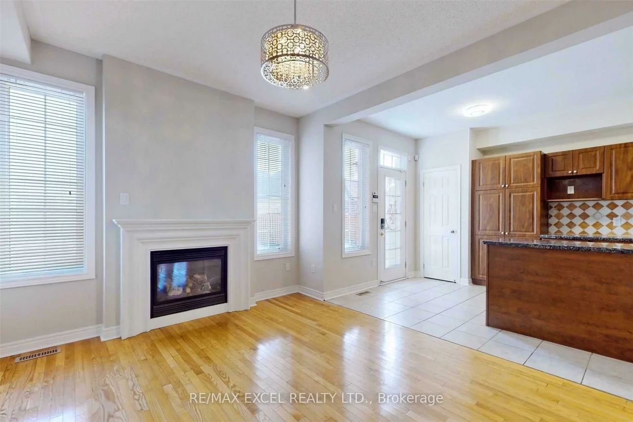 525, Country Glen, Cornell, Markham