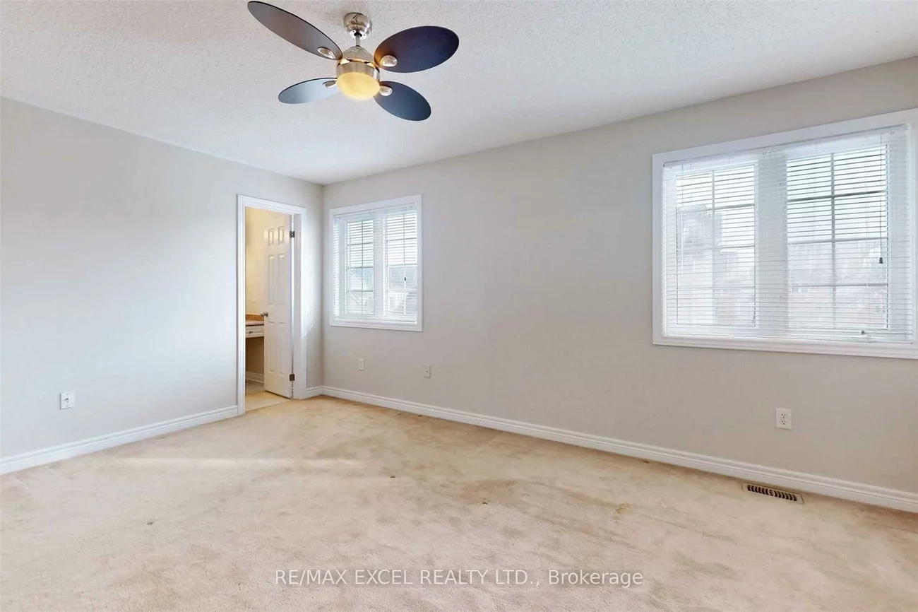 525, Country Glen, Cornell, Markham