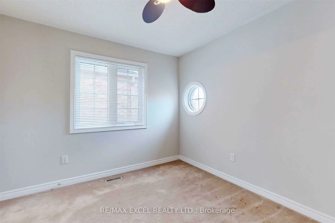 525, Country Glen, Cornell, Markham