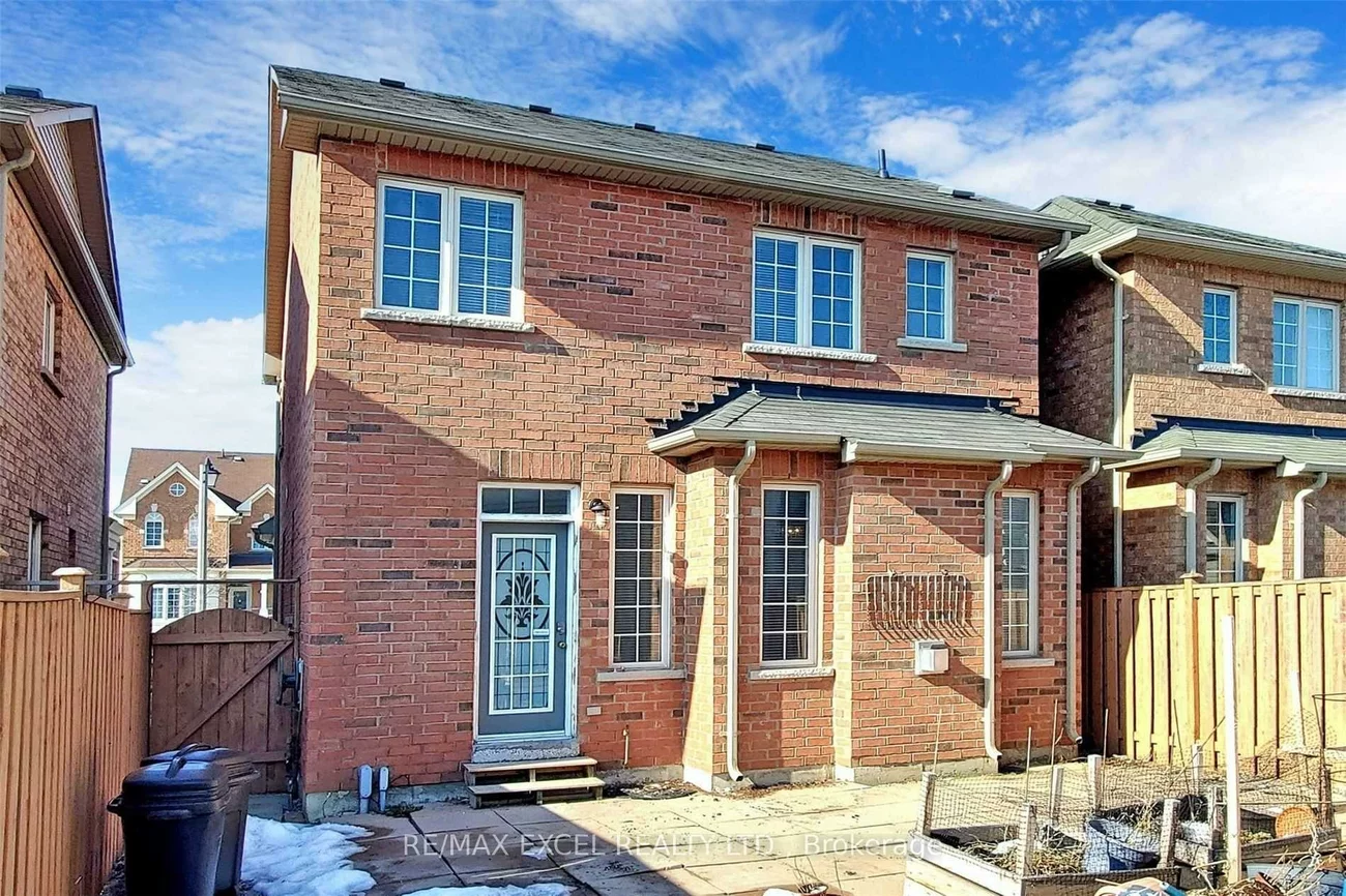 525, Country Glen, Cornell, Markham