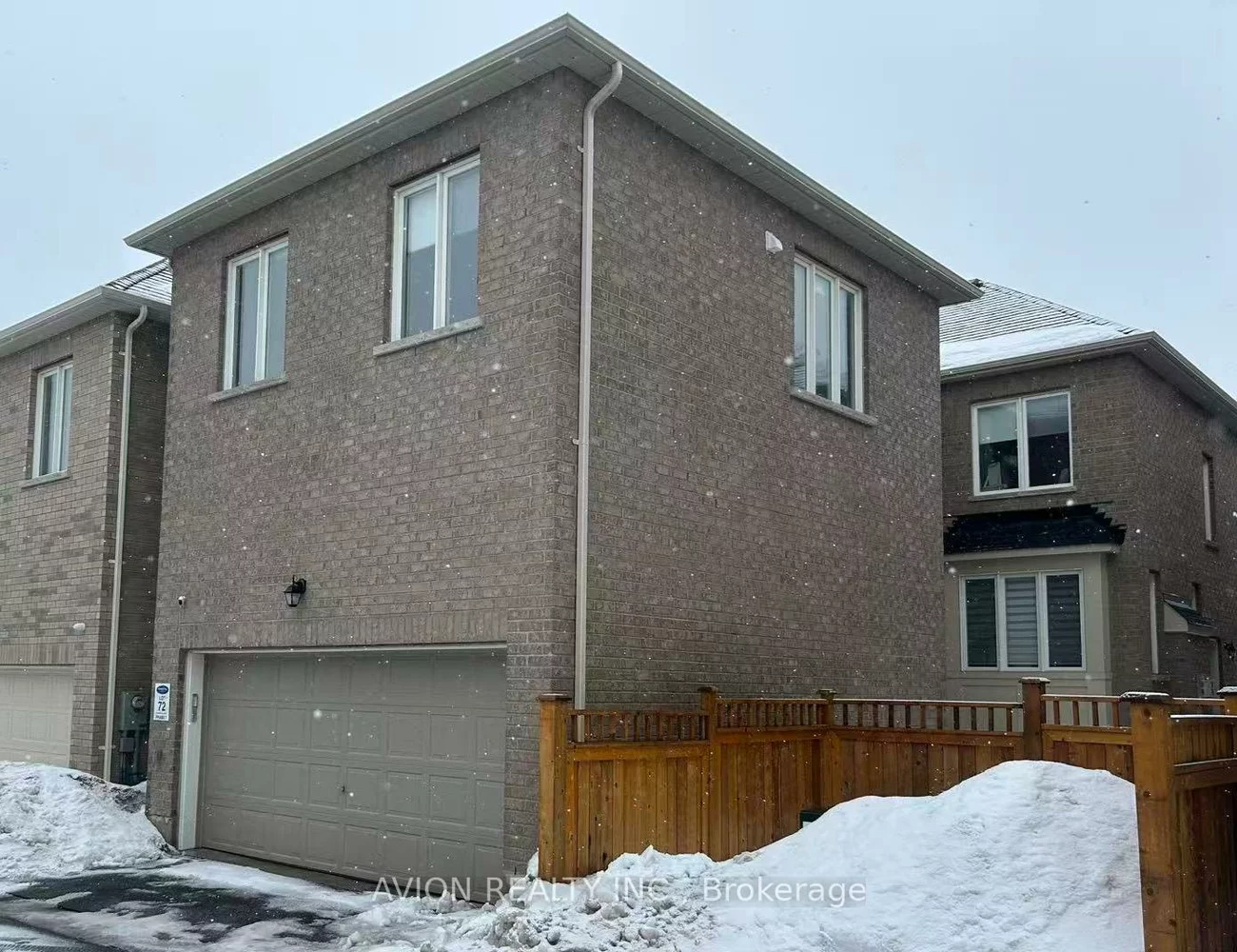 542, Whites Hill, Cornell, Markham