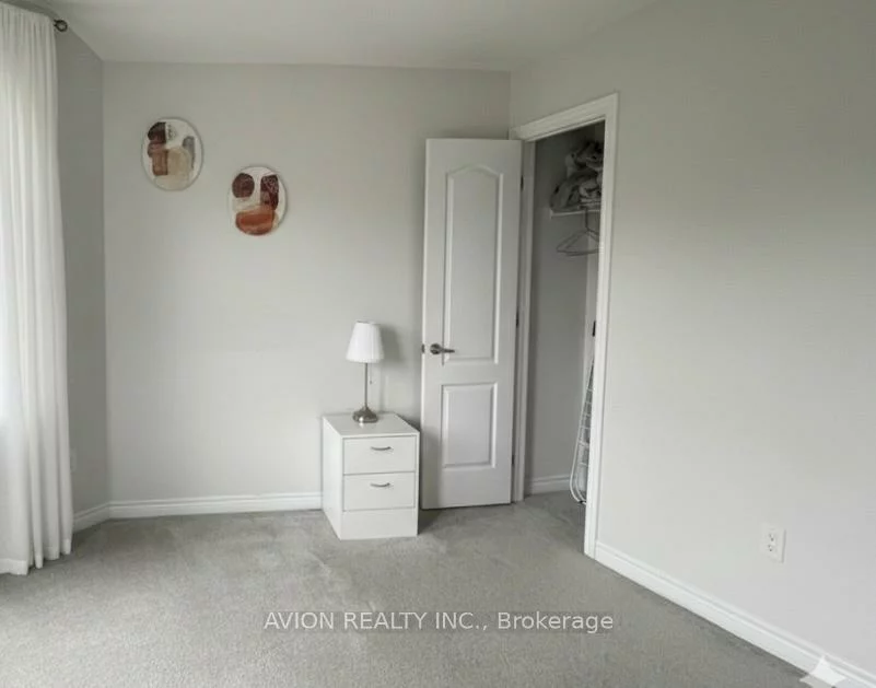 542, Whites Hill, Cornell, Markham