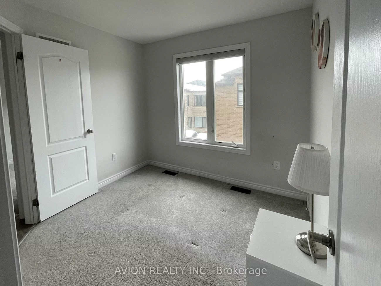 542, Whites Hill, Cornell, Markham