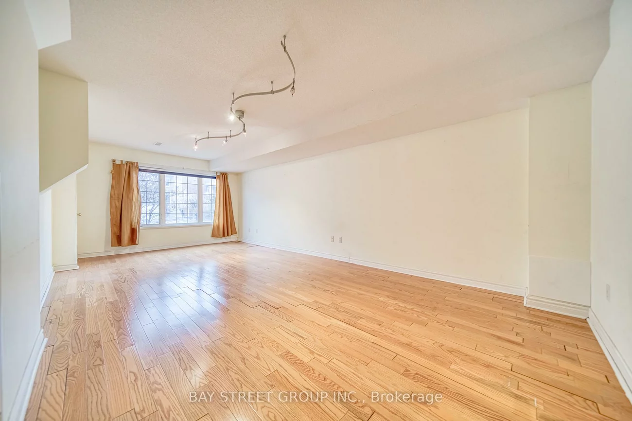 27, Orchid, Commerce Valley, Markham