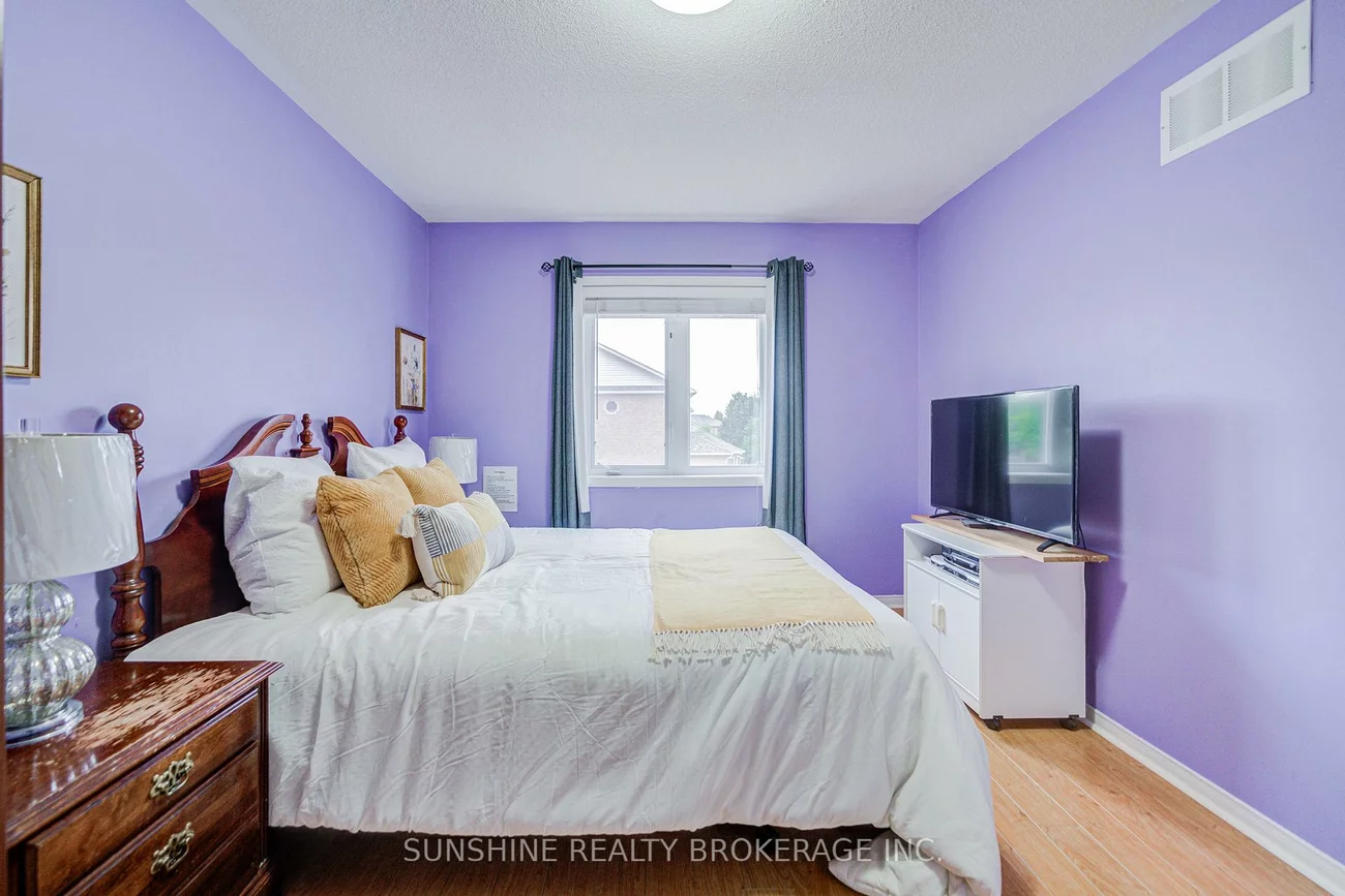 357, Bur Oak, Berczy, Markham