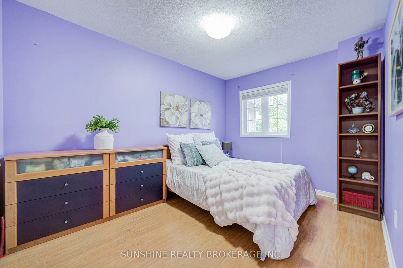 357, Bur Oak, Berczy, Markham