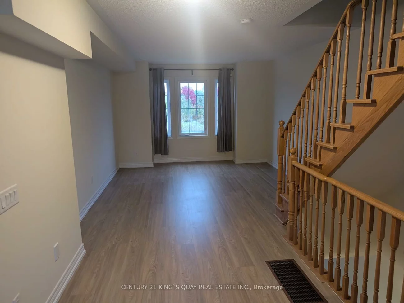 9960, McCowan, Berczy, Markham