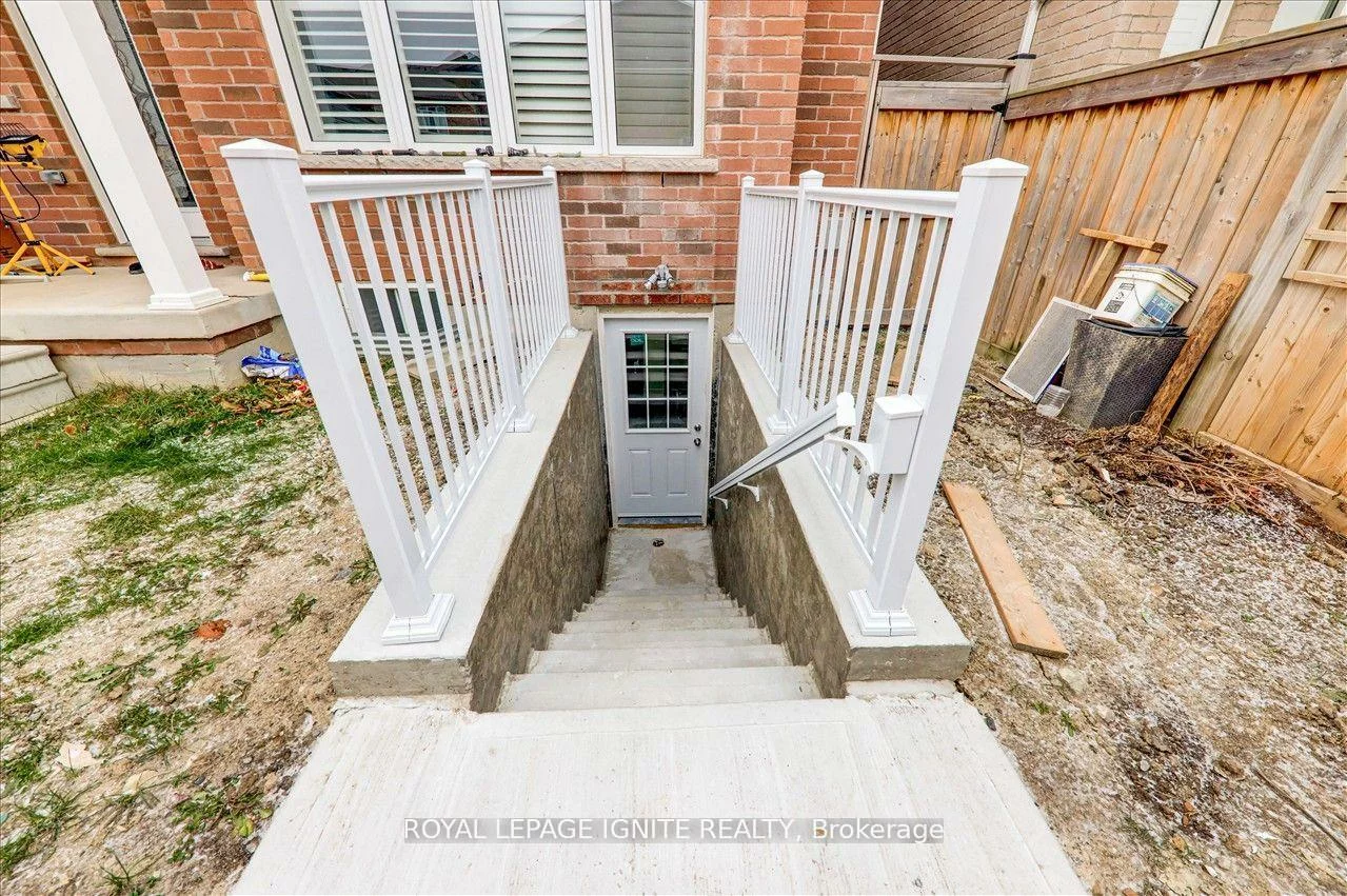 114, Lawrence Pilkington, Cornell, Markham