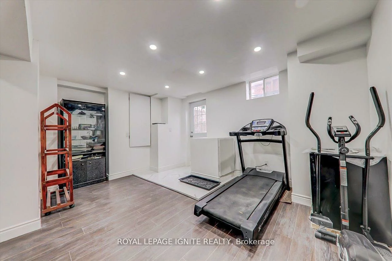 114, Lawrence Pilkington, Cornell, Markham