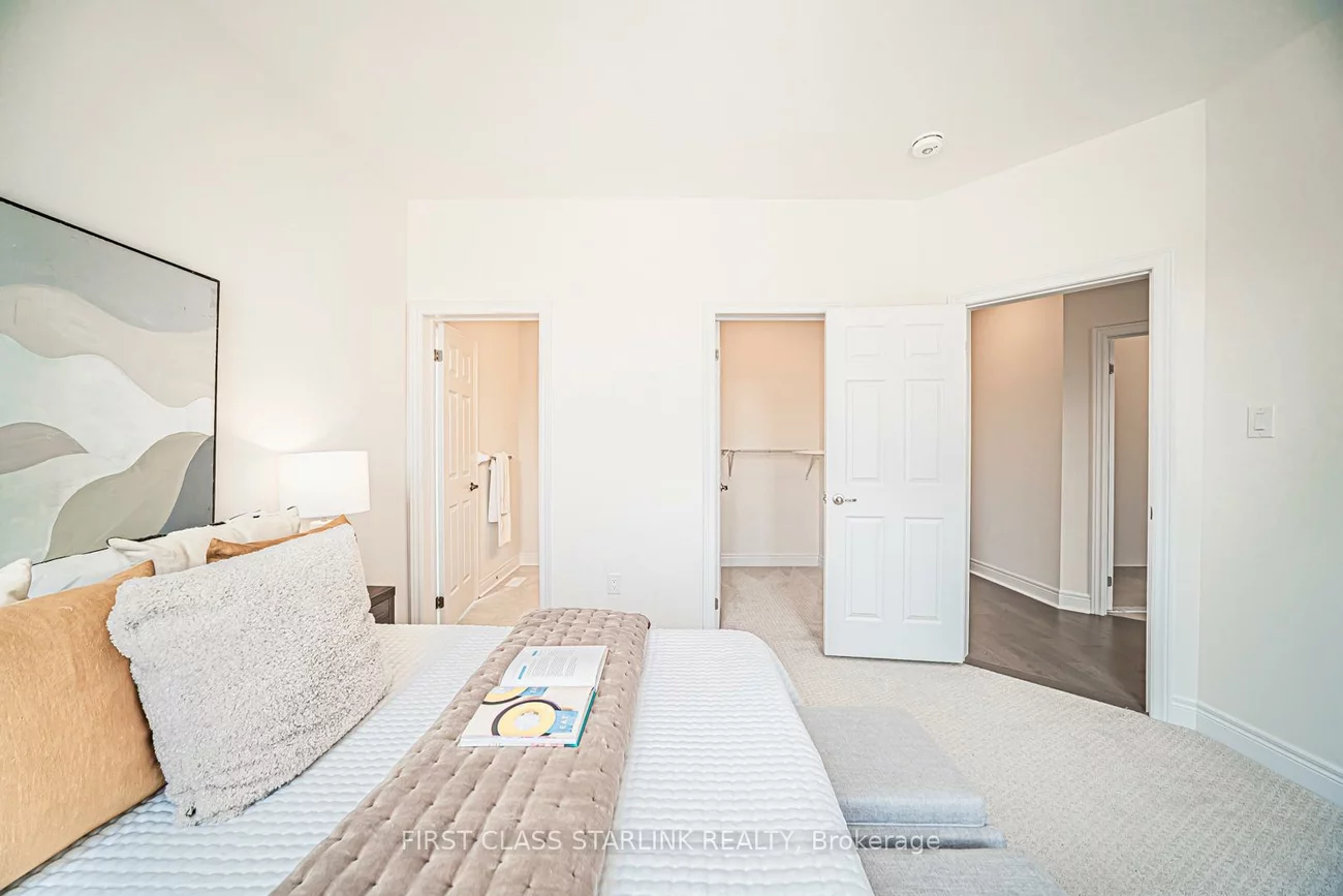 52, Jinnah, Middlefield, Markham