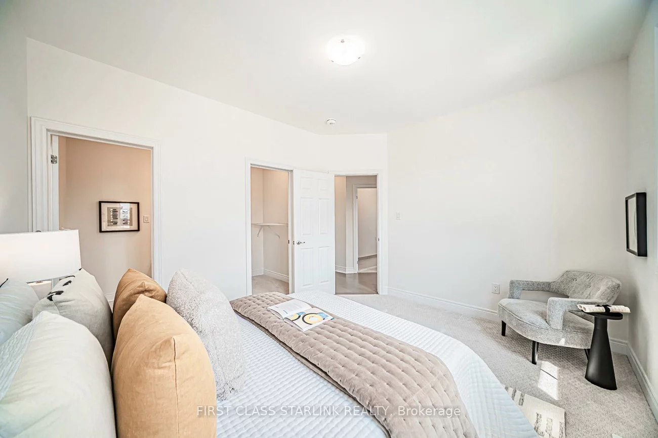 52, Jinnah, Middlefield, Markham