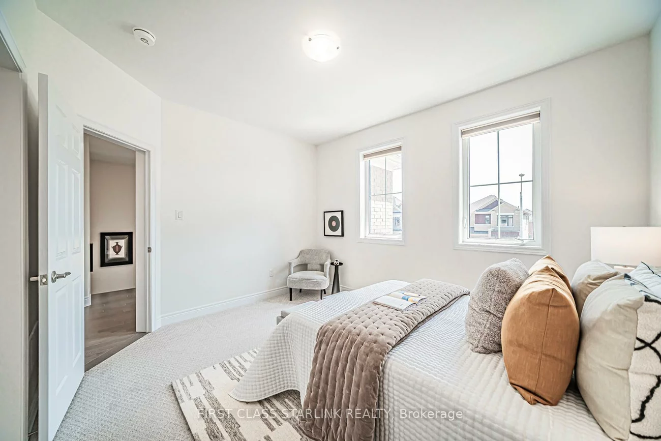 52, Jinnah, Middlefield, Markham