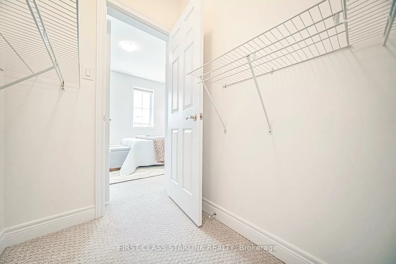 52, Jinnah, Middlefield, Markham