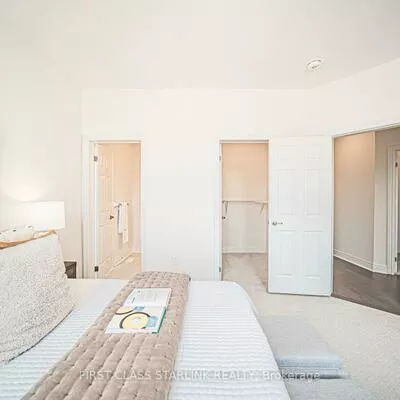 52, Jinnah, Middlefield, Markham