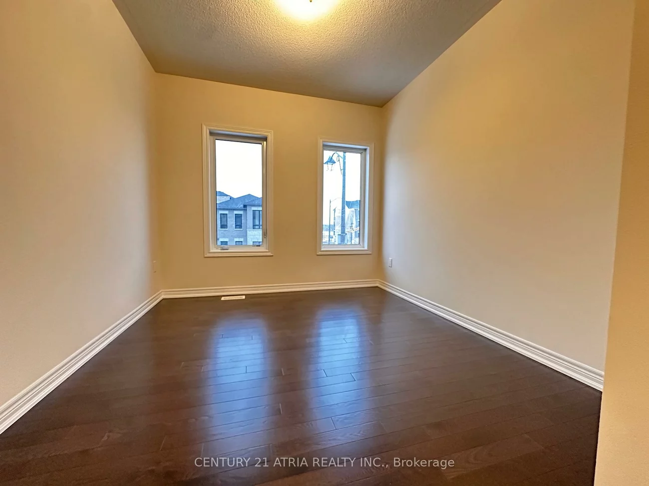 20, VANCISE, Victoria Manor-Jennings Gate, Markham