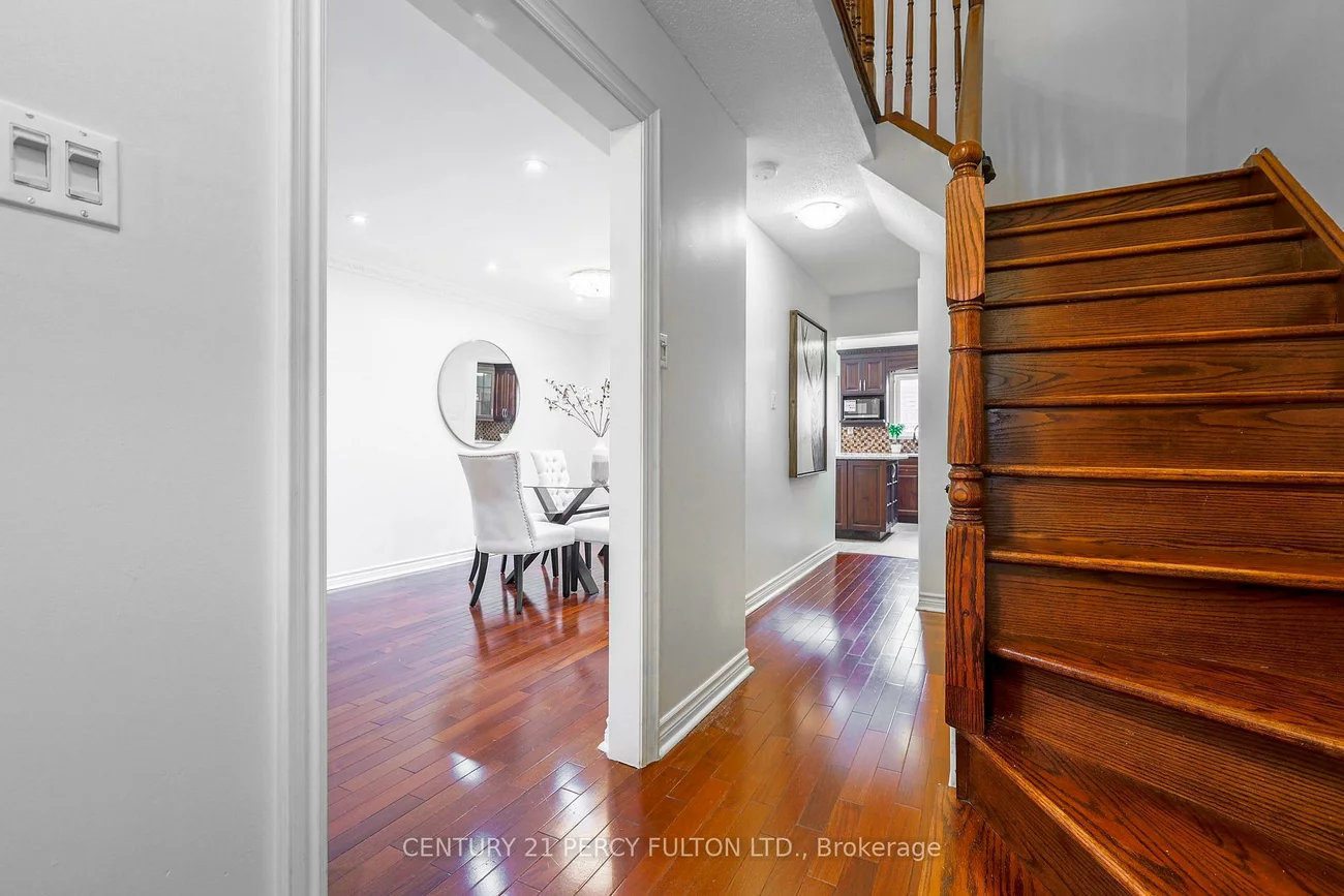 161, Sophia, Middlefield, Markham