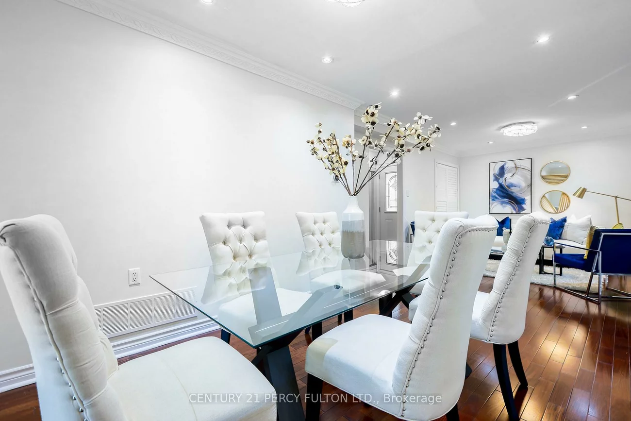 161, Sophia, Middlefield, Markham