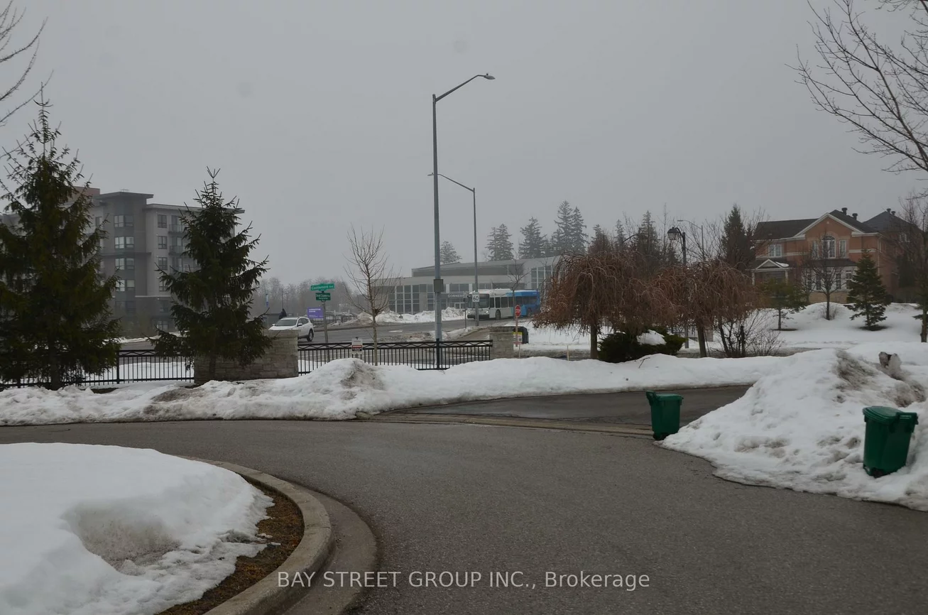 27, Wilcliff, Greensborough, Markham