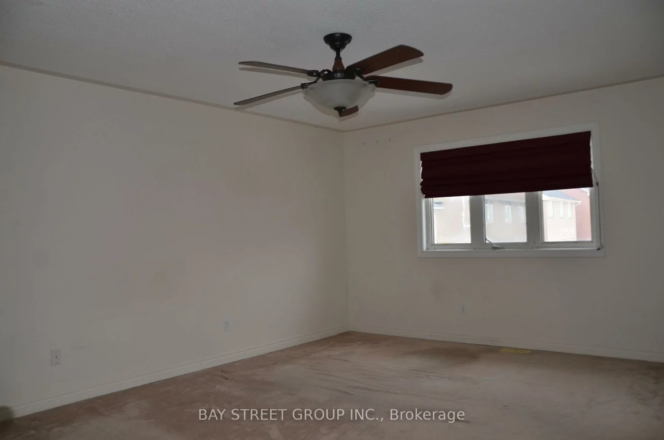 27, Wilcliff, Greensborough, Markham