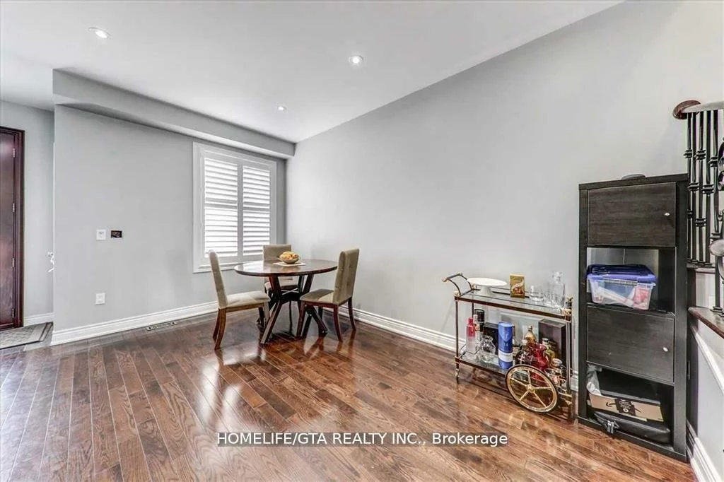 37, Michelina, Cornell, Markham