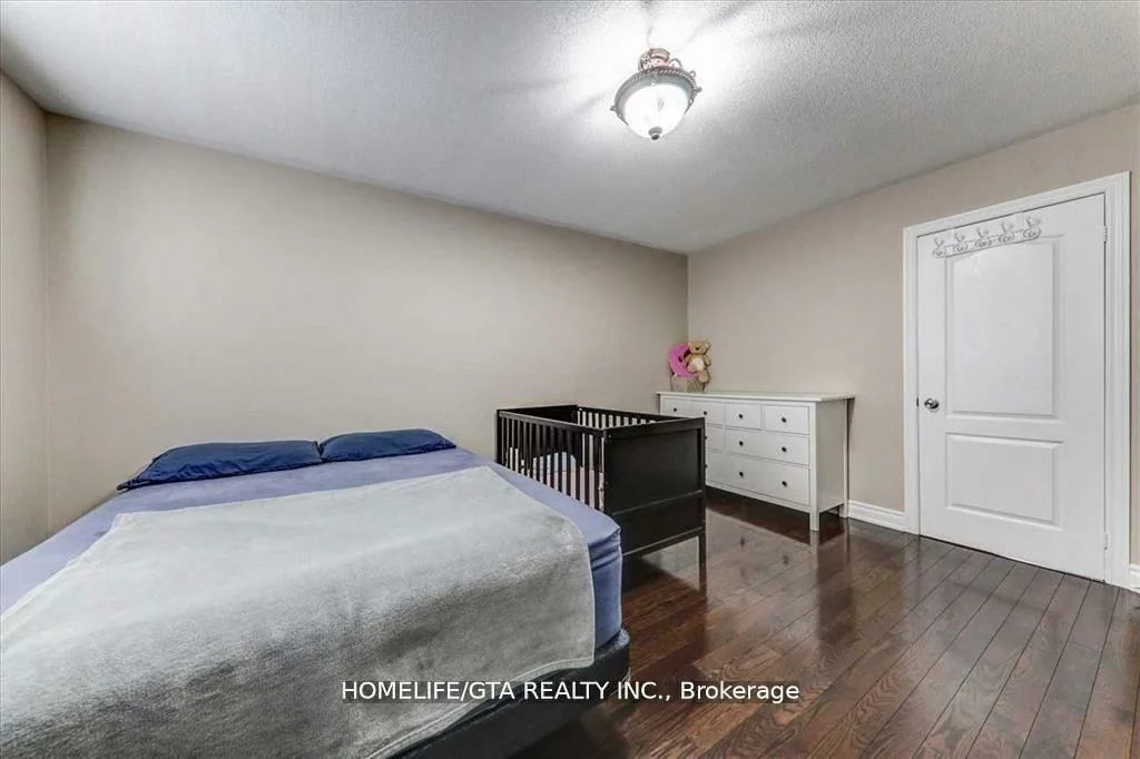 37, Michelina, Cornell, Markham