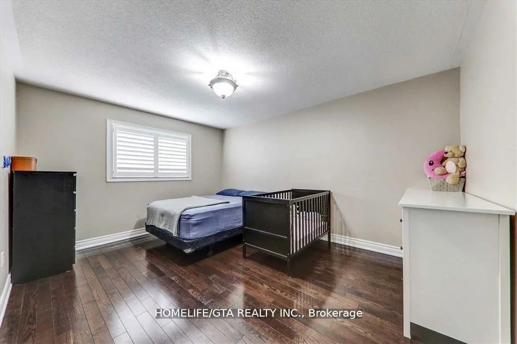 37, Michelina, Cornell, Markham