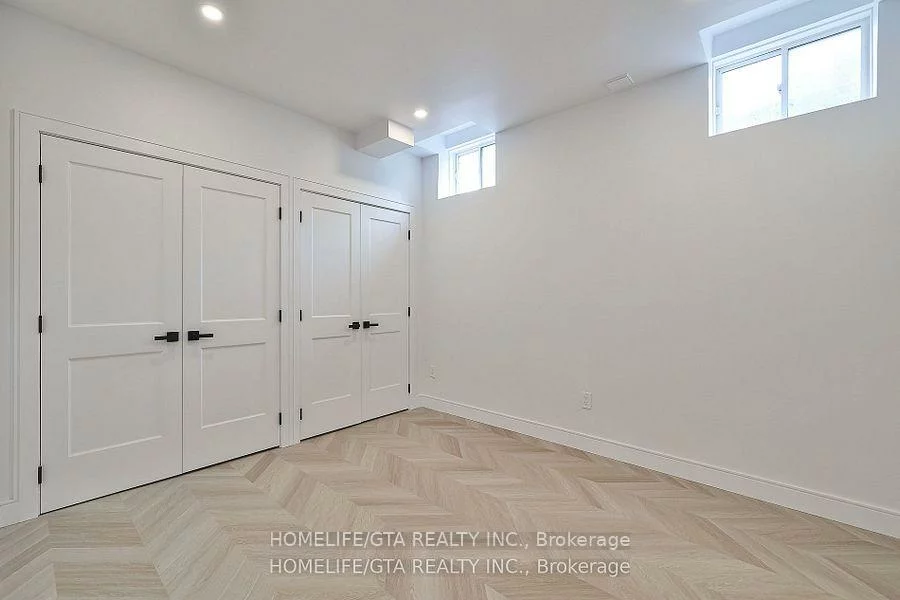 17, Couloir, Cornell, Markham