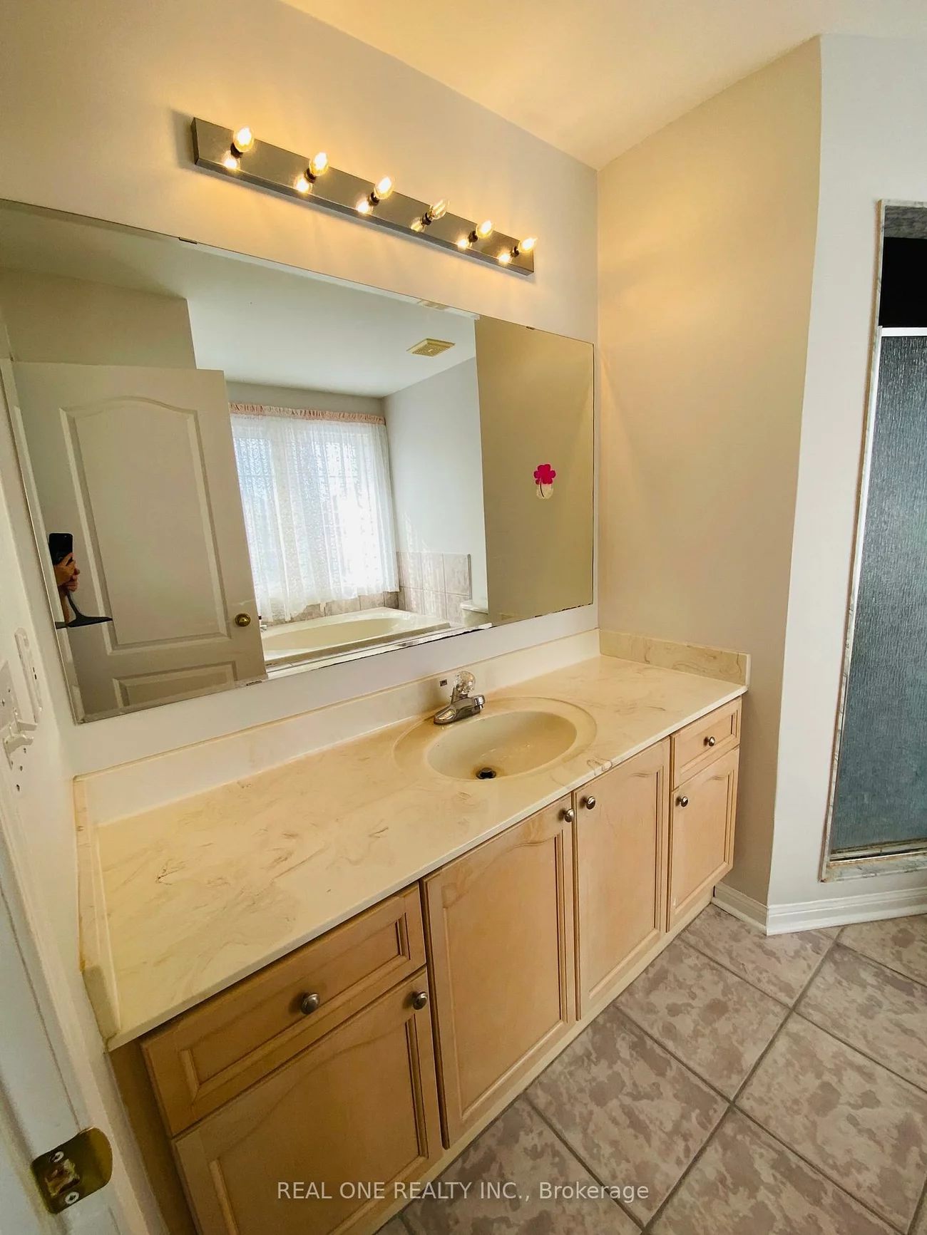 117, Majestic, Berczy, Markham