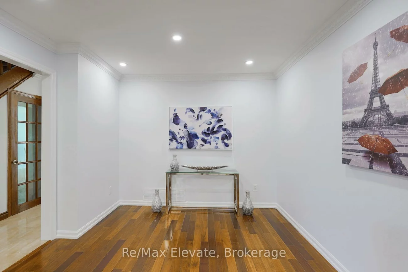 57, Chloe, Middlefield, Markham