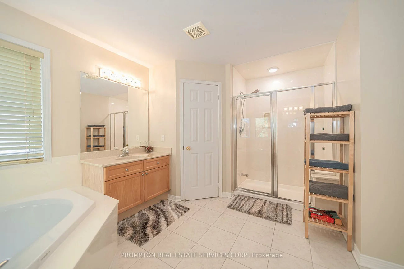 71, Burndenford, Markville, Markham