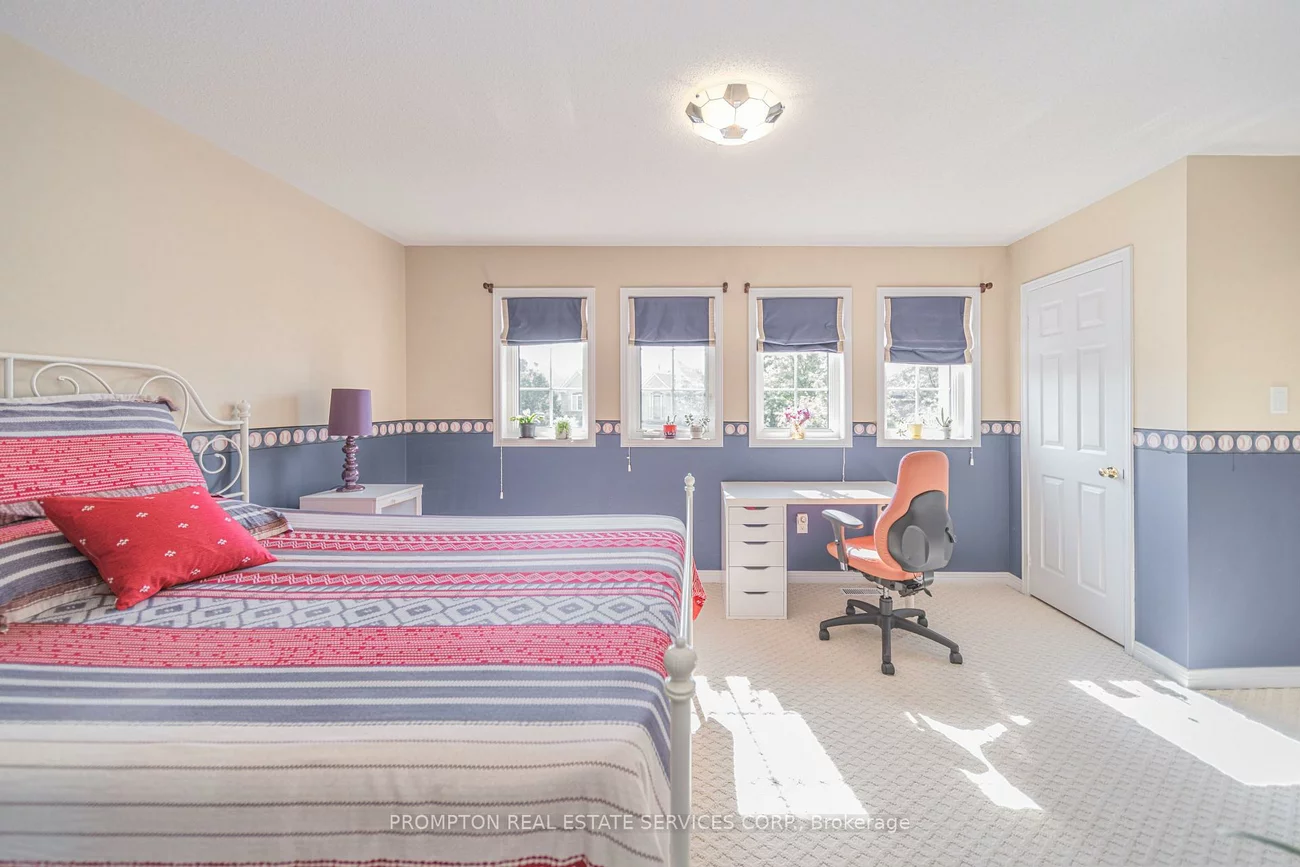 71, Burndenford, Markville, Markham