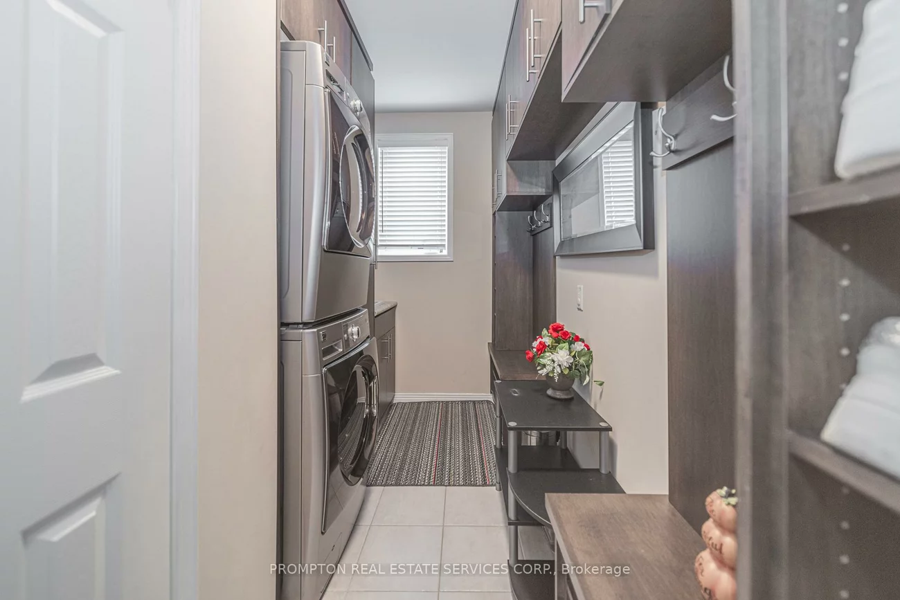 71, Burndenford, Markville, Markham