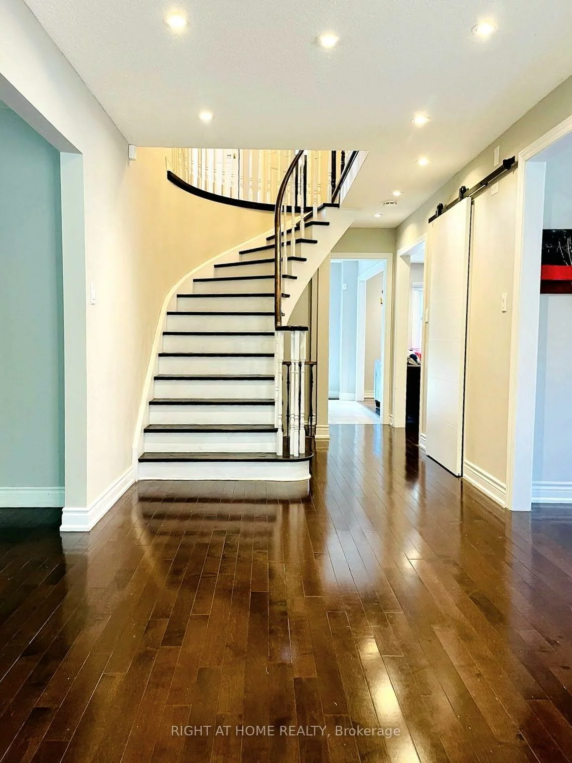 58, Emeline, Greensborough, Markham