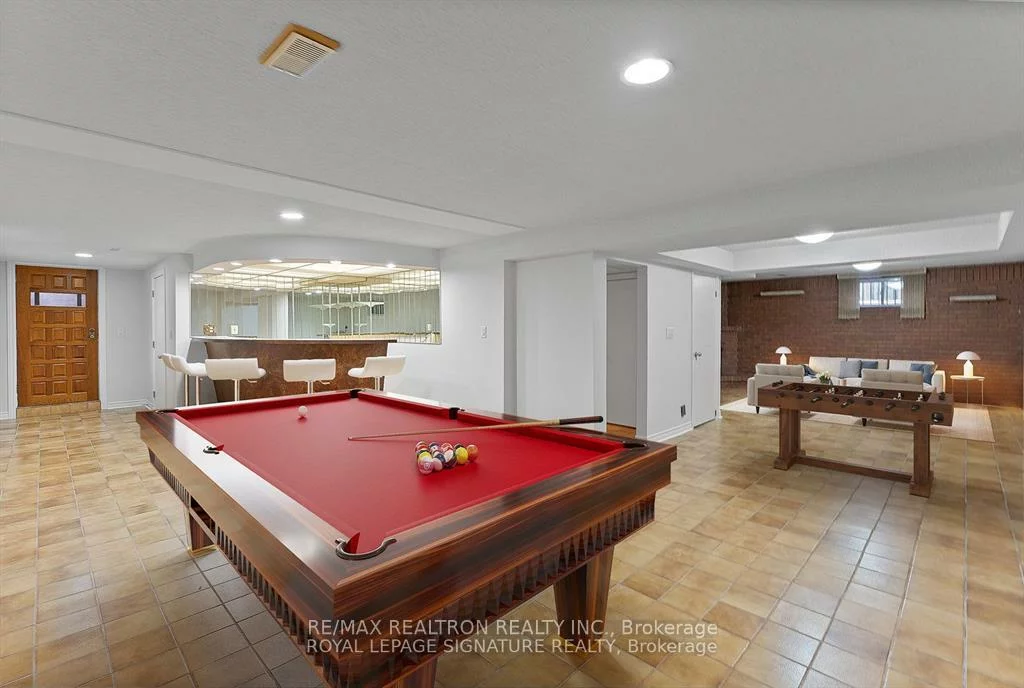 30, Vanwood, Thornhill, Markham