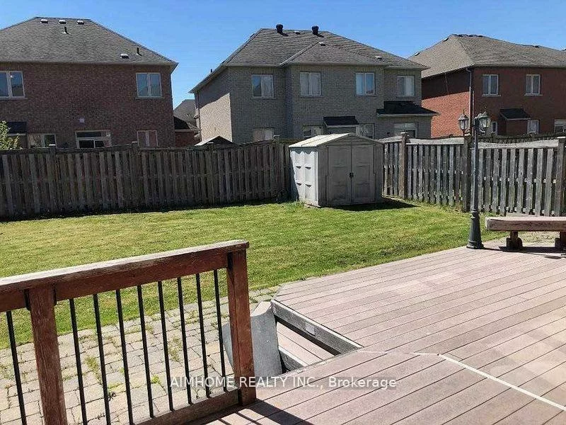 88, Castleview, Victoria Square, Markham