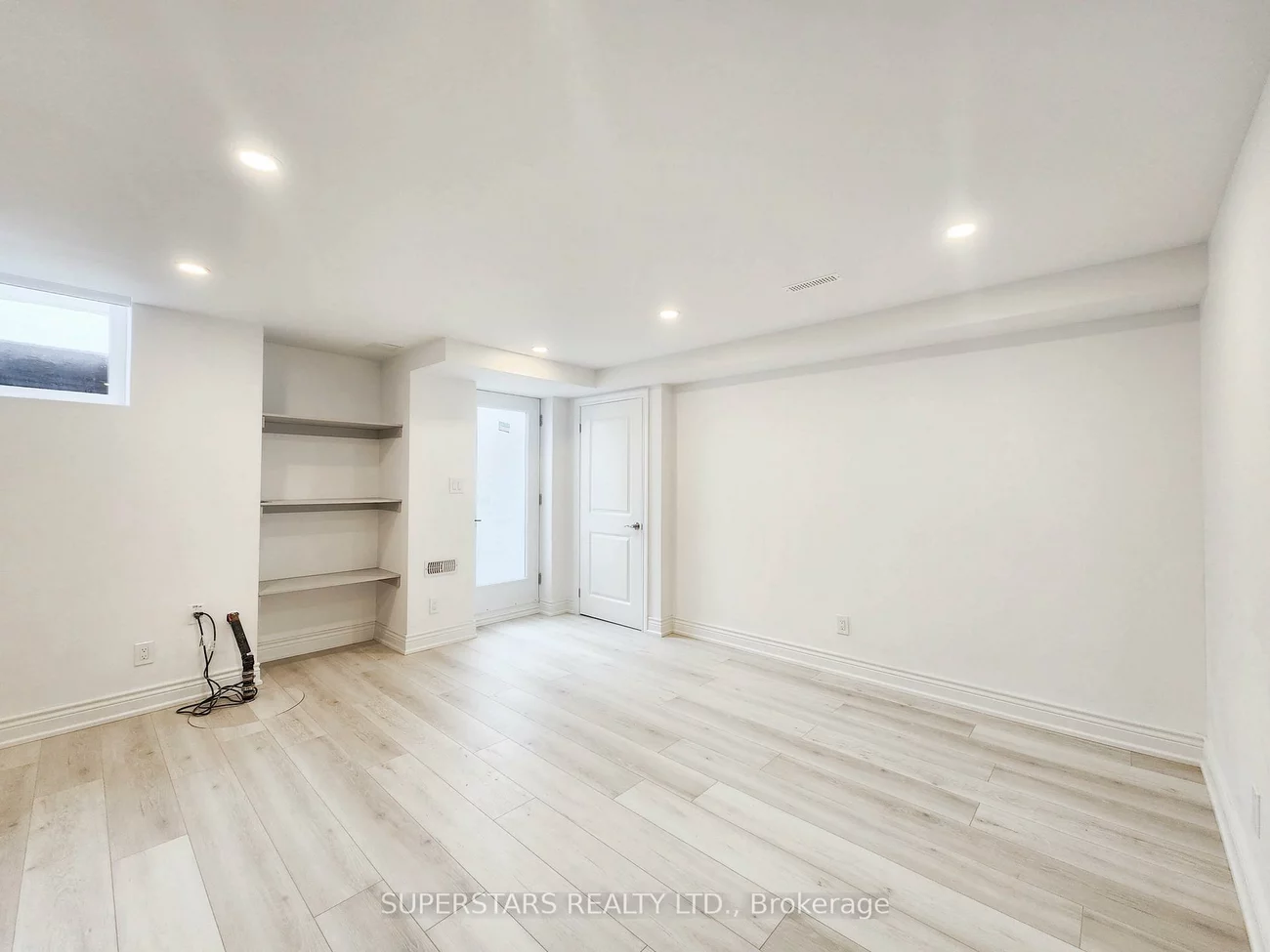 274, Riverlands, Cornell, Markham