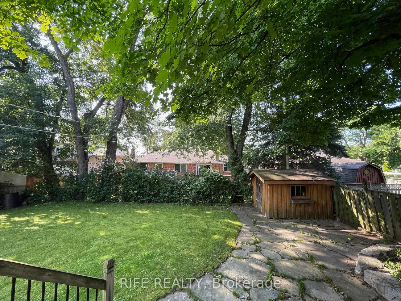 129, Sherwood Forest, Bullock, Markham