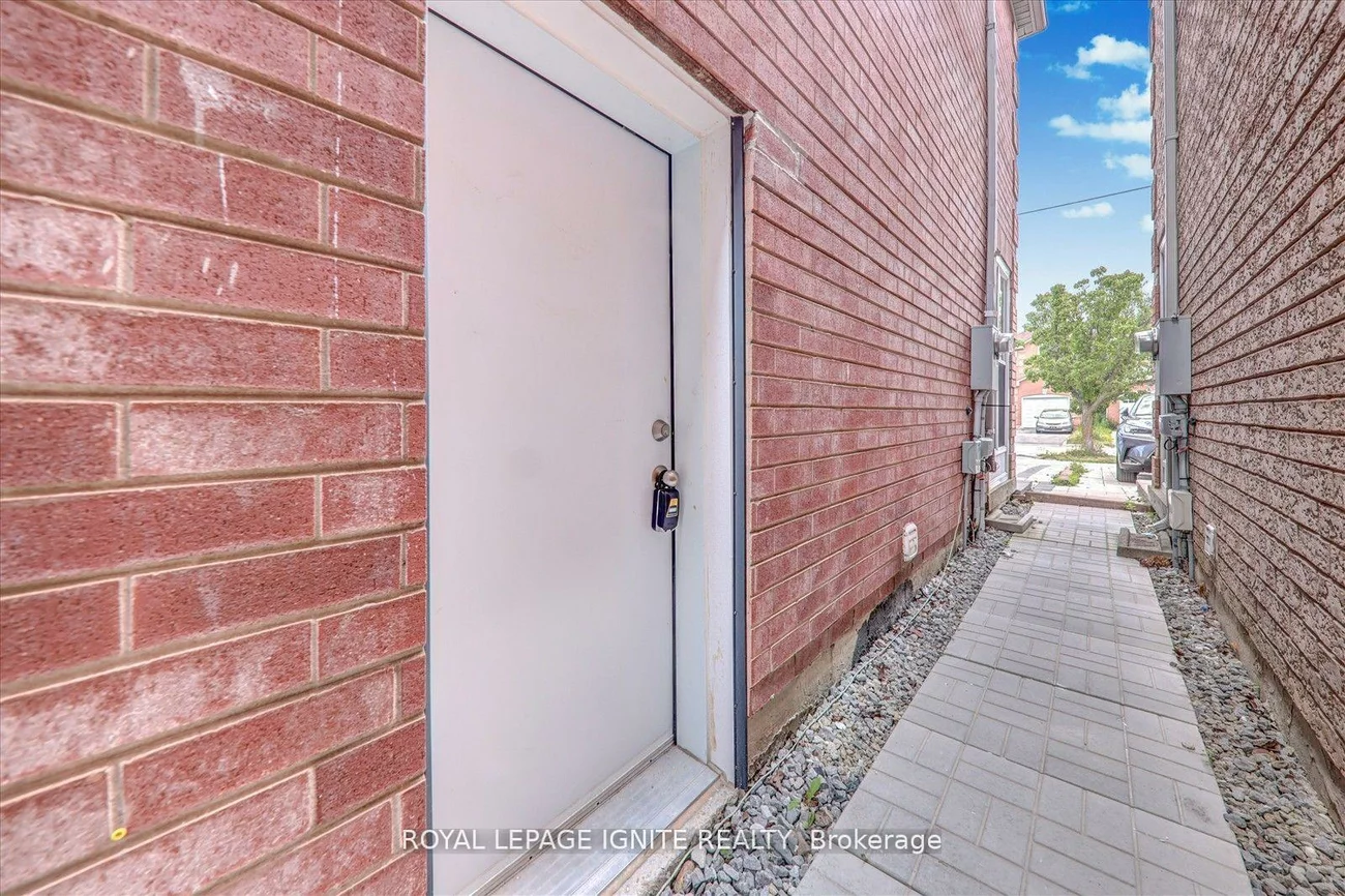 16, Sophia, Middlefield, Markham