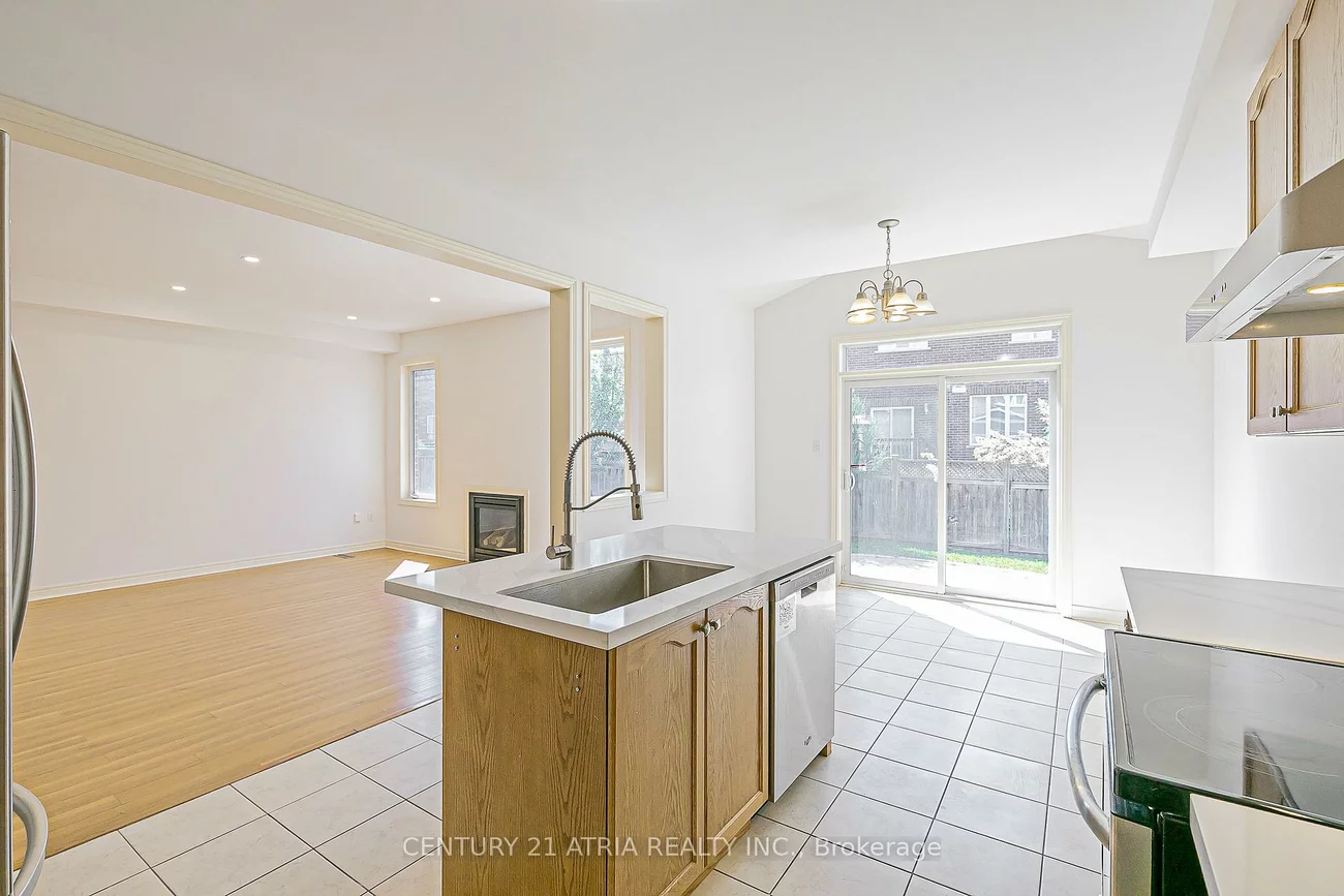 32, Silkgrove, Wismer, Markham