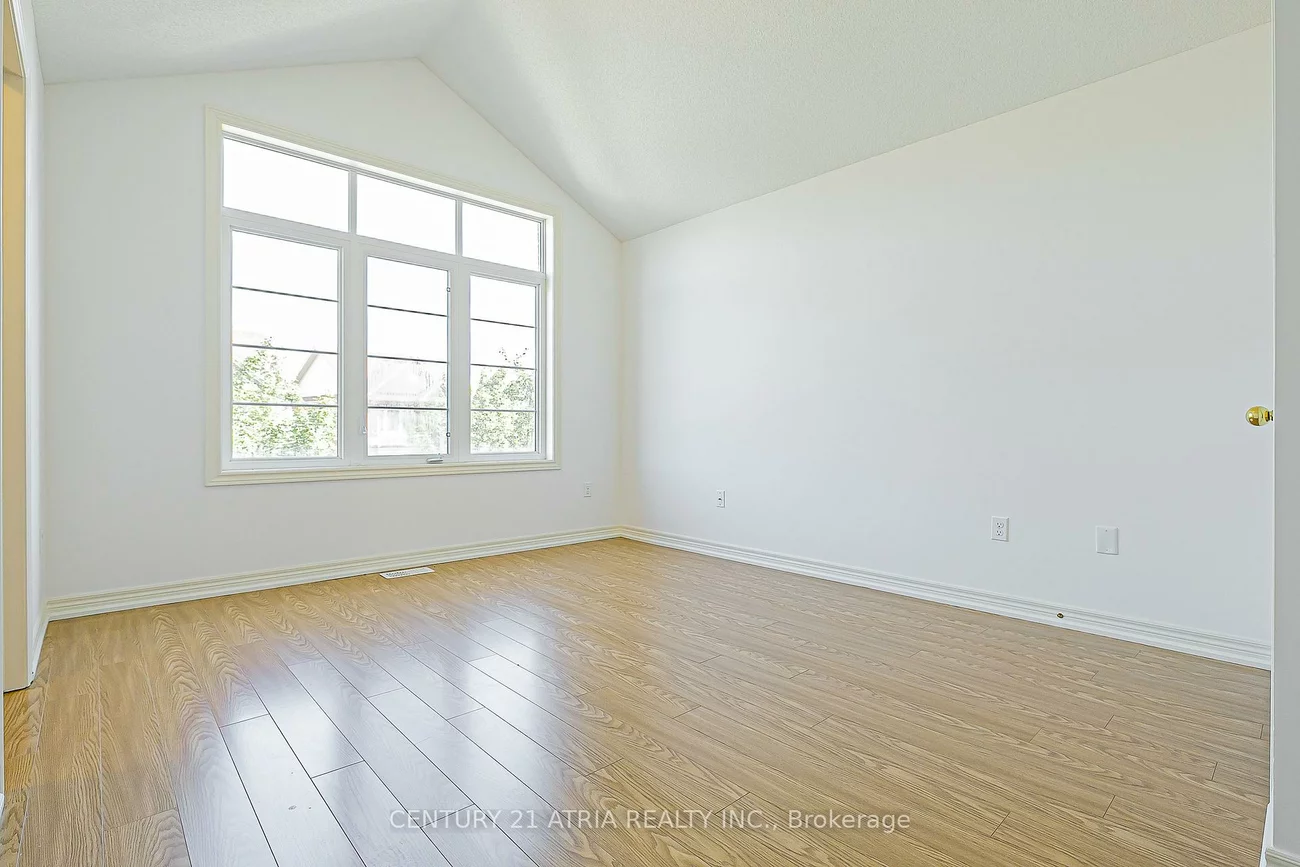 32, Silkgrove, Wismer, Markham