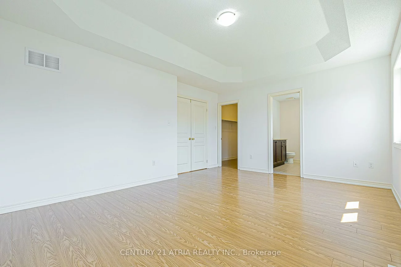 32, Silkgrove, Wismer, Markham