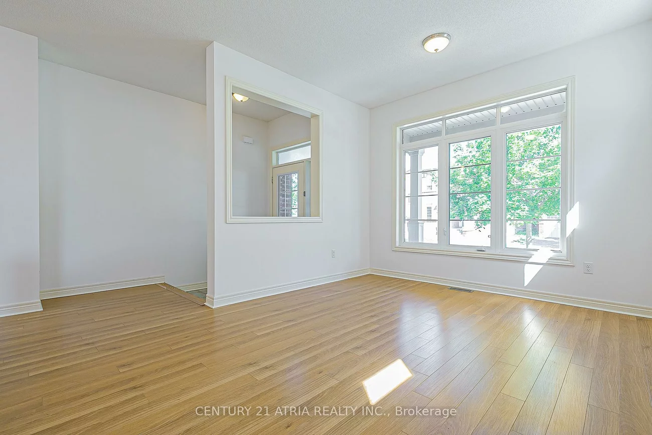 32, Silkgrove, Wismer, Markham