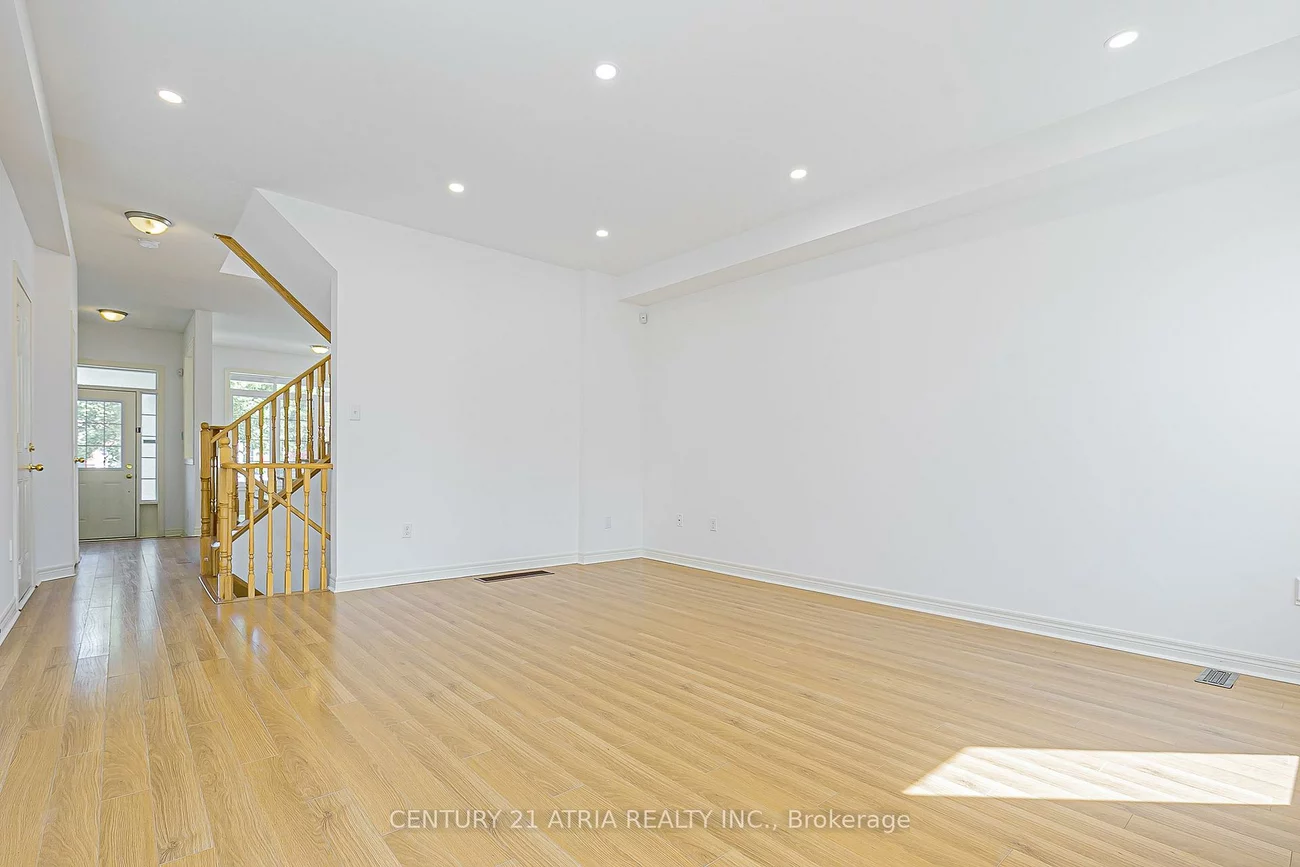 32, Silkgrove, Wismer, Markham