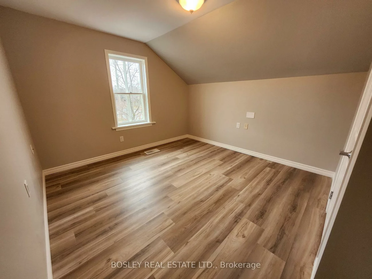 5958, 16th, Wismer, Markham