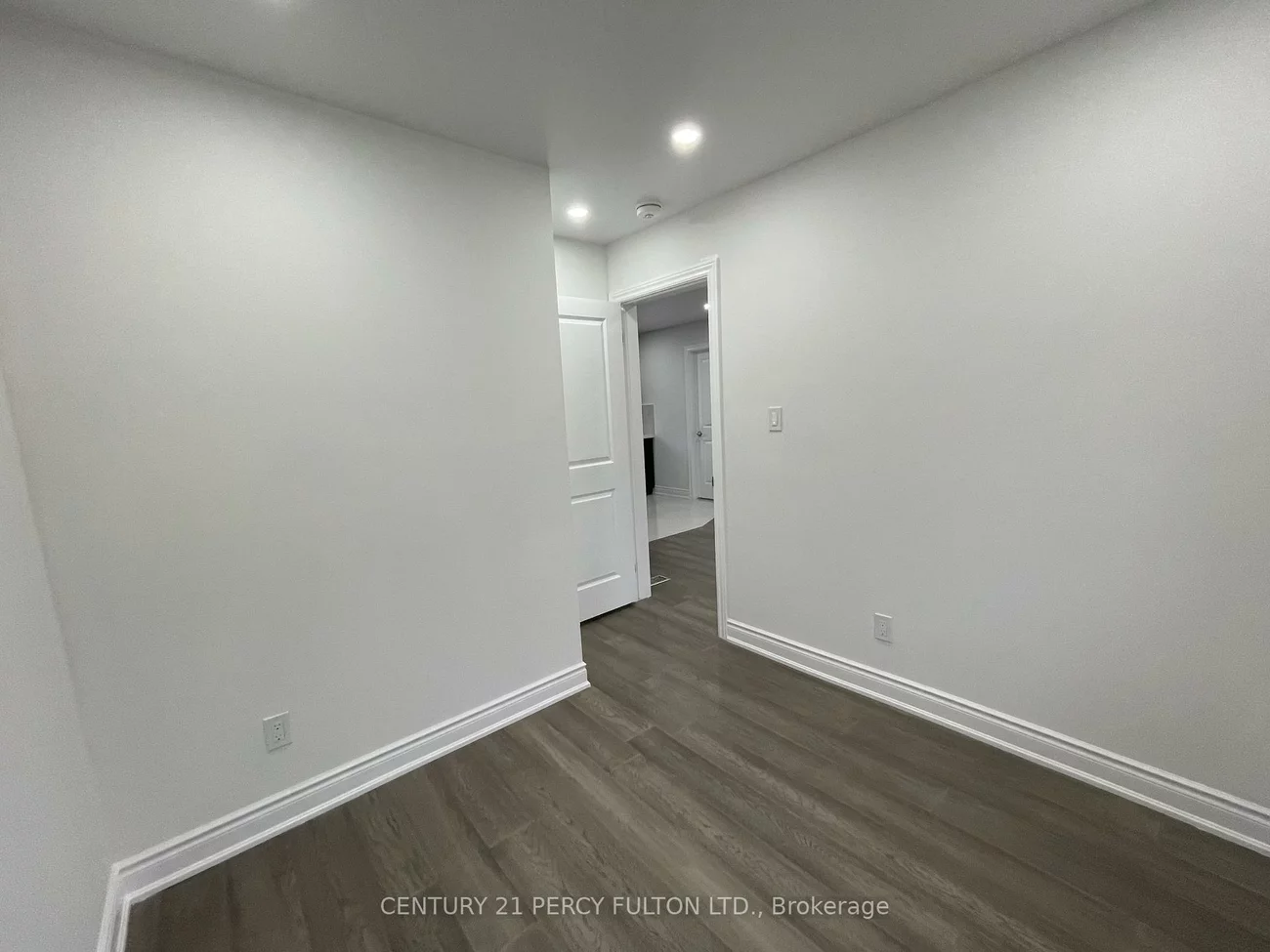 530, Country, Cornell, Markham