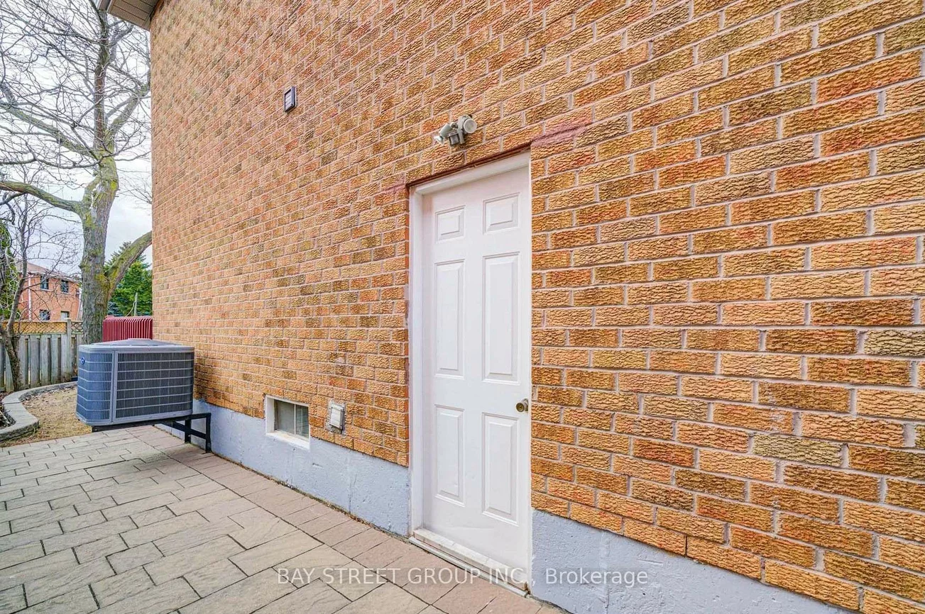 94, Marydale, Middlefield, Markham