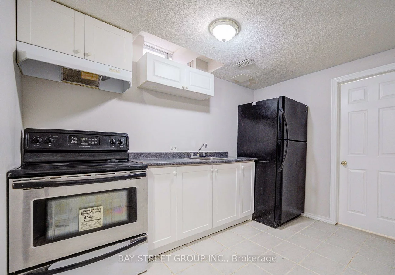 94, Marydale, Middlefield, Markham