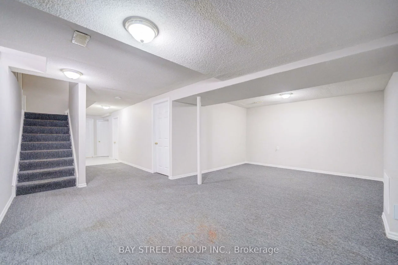 94, Marydale, Middlefield, Markham