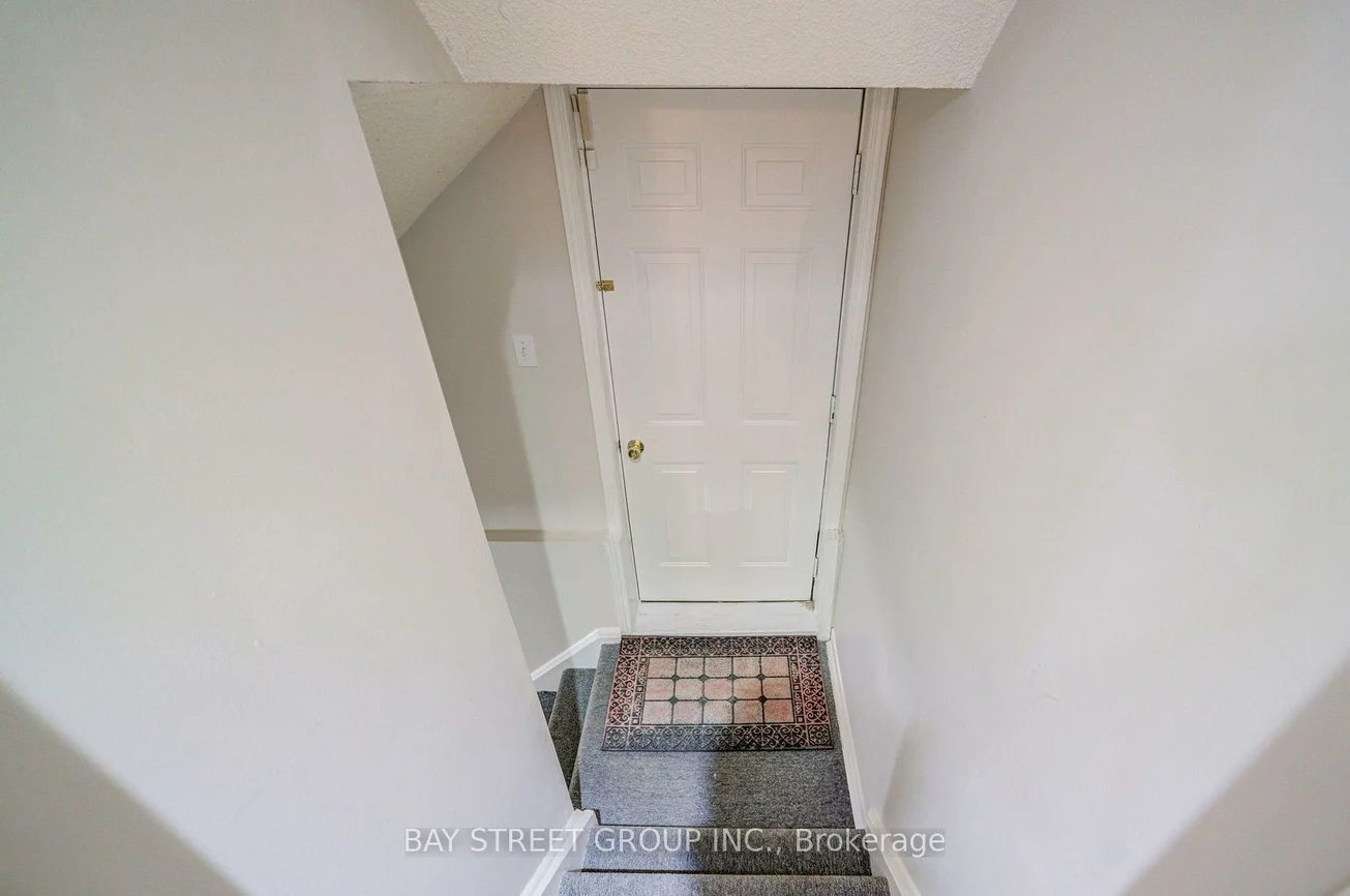 94, Marydale, Middlefield, Markham